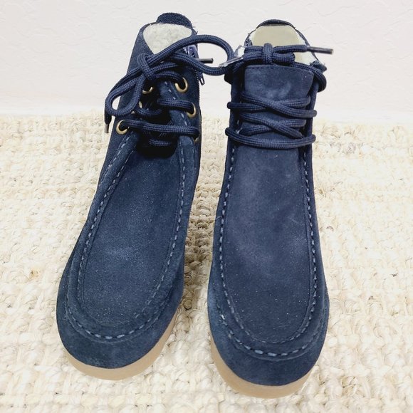 NEW Tommy Hilfiger Sherpa-lined Suede LaceUp Wedge - Picture 5 of 9